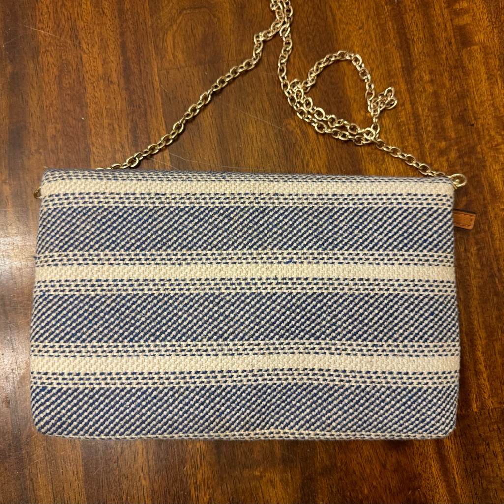 Market & Spruce Canvas Fold Over Crossbody Purse Blue And Cream Gold Cha — image 3 of 8